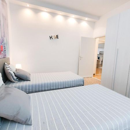 Apartamento A Casa Di Ezio E Paola La Spezia Exterior foto